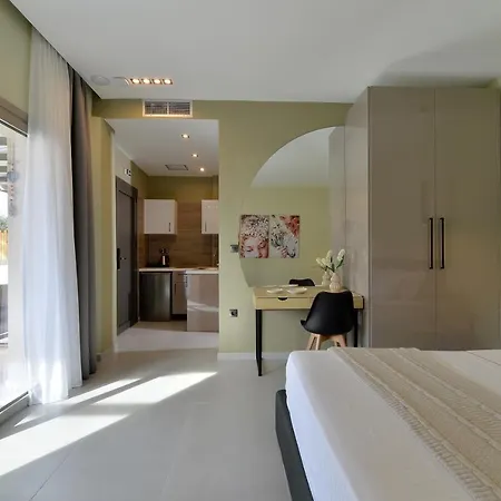 Swan Paradise Residences Loutra Elenis Extérieur photo
