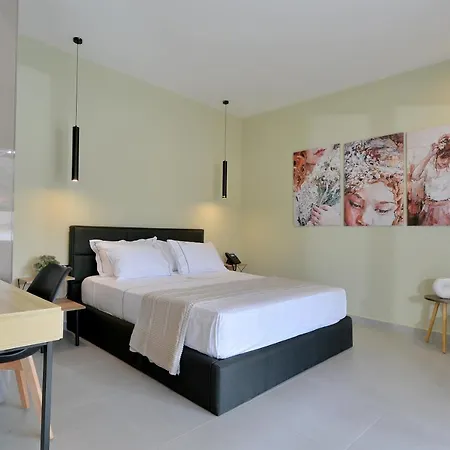 Swan Paradise Residences Loutra Elenis Extérieur photo