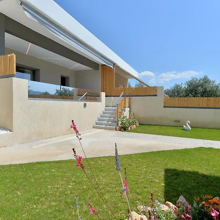 Swan Paradise Residences Loutra Elenis Extérieur photo