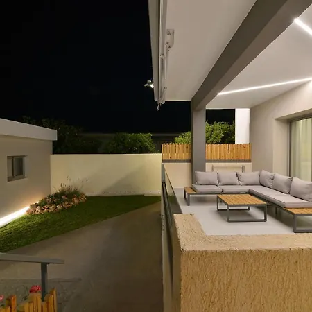 Swan Paradise Residences Loutra Elenis Extérieur photo