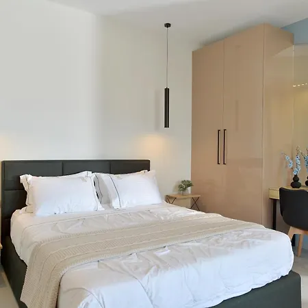 Swan Paradise Residences Loutra Elenis Extérieur photo