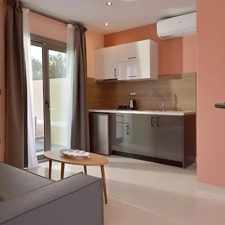Swan Paradise Residences Loutra Elenis Extérieur photo