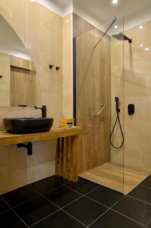 Swan Paradise Residences * Loutra Elenis