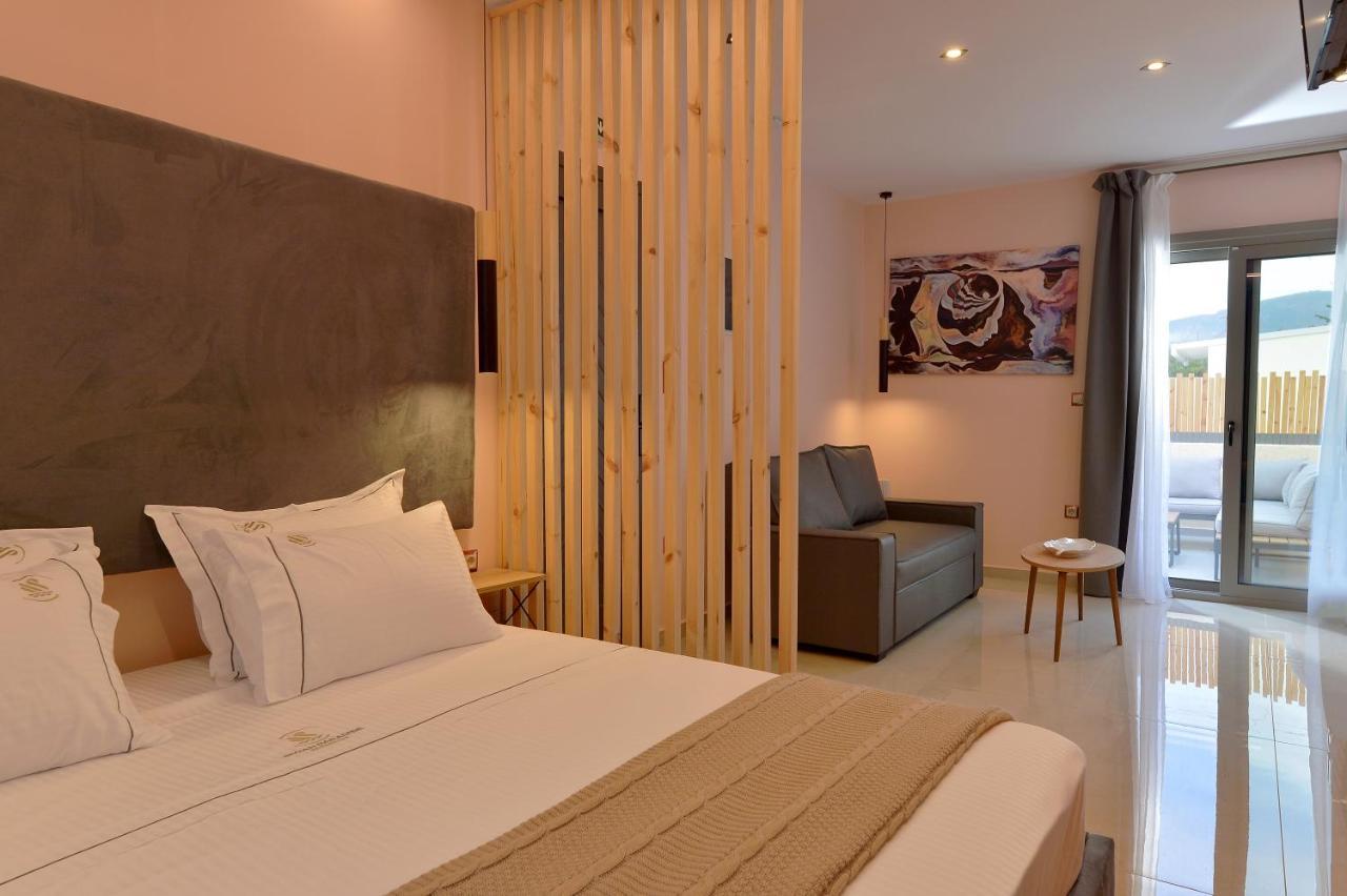 Swan Paradise Residences Country house Loutra Oraias Elenis